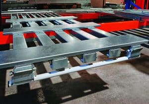 Ergonomic drawer with pallet